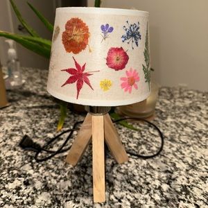 Pressed Flower Bedside Lamp